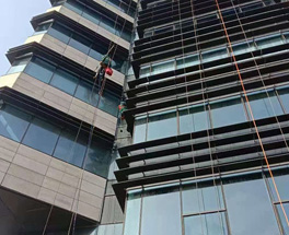 高空外墻清洗有什么必要性？高空外墻清洗有什么安全要求？