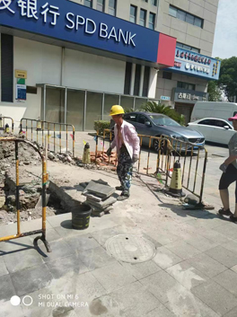 停車(chē)位排污管漏水怎么處理