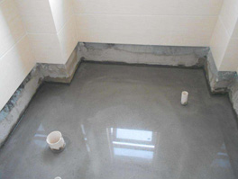 樓上衛(wèi)生間漏水到樓下客廳墻面_在樓下如何做防水補漏施工處理？